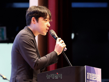 [포토] 젊은의사포럼 개회사하는 이선우 비대위원장