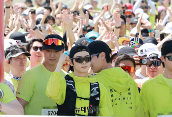 [포토] TNF100 강원, 화이팅 외치는 차은우