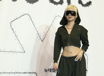 [영상] 아이들 소연, 파격 패션으로 컴백