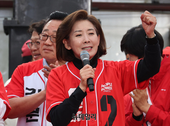 [포토] 김문수 지원유세 나선 나경원 의원