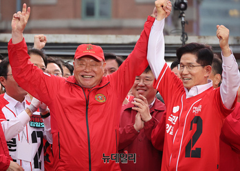 [포토] 김문수 대선후보 지원 나선 김흥국