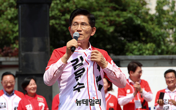 [포토] 김문수 '저는 방탄조끼 안입었습니다'