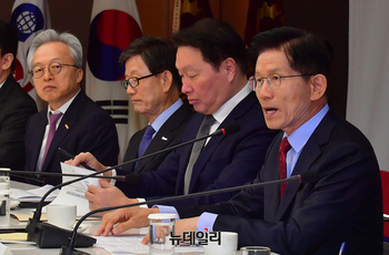 [포토] 경제 5단체장 만난 김문수 후보