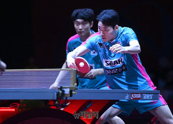 [포토] 남자복식 16강 장우진-조대성 선수