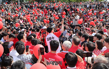 [포토] 김문수 대선후보 지원나선 한동훈