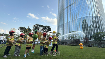 [포토] 롯데물산, 우리동네 ‘키즈 히어로’ 키운다