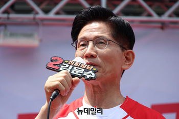 [포토] '대선 D-8' 유세 이어가는 김문수 후보 