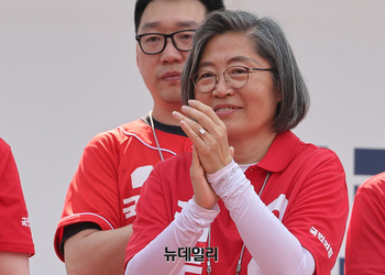 [영상] 김문수 지지 호소하는 이수정 수원정 당협위원장