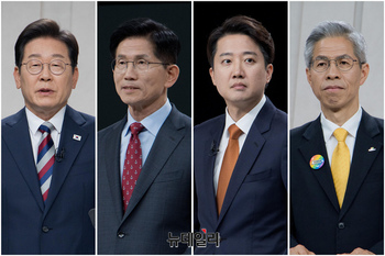 [포토] TV 토론회 준비하는 이재명·김문수·이준석·권영국