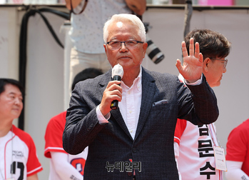 [포토] 김문수 후보 찬조연설하는 정의화 전 국회의장