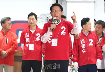 [포토] 지지호소하는 김상훈 의원