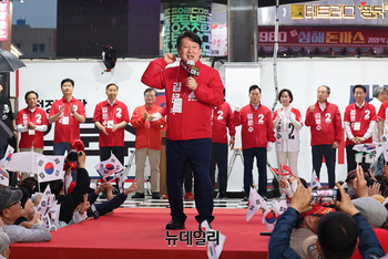 [영상] 지원유세 나선 권영진 전 대구시장