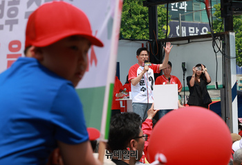 [포토] 김문수, 시흥 삼미시장서 지지 호소