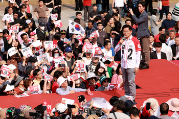 [포토] 김문수 후보 안산문화광장 집중유세