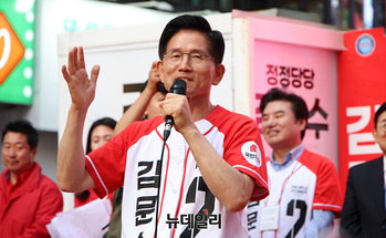 [포토] 안양서 지지호소하는 김문수 후보 