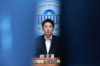 [포토] 제명안 제출 관련 입장 발표하는 이준석 대선후보