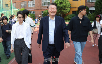 [포토] 투표 마친 윤석열 전 대통령 