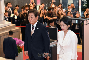 [포토] 취임식 입장하는 이재명 대통령 내외