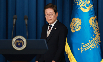 李 당선연설· 취임사 "고통 삶 빠르고 확실하게" "국가 재정 마중물" … '50조 메가 추경' 나오나 