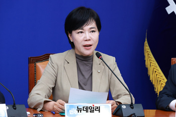 [포토] 발언하는 전현희 민주당 최고위원