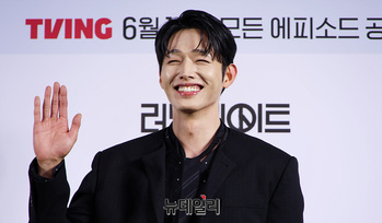 [영상] 러닝메이트 이정식 '밝은 미소'