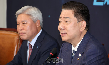 [포토] 서왕진 원내대표 예방한 김병기 원내대표