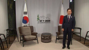 정상회담서 일장기 앞에 선 한국 대통령에 설왕설래 … "상석 양보냐" "잘못 선 것이냐"   