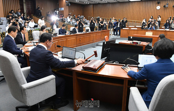 [포토] 인사청문특위 회의 주재하는 이종배 위원장