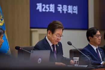 내수회복 마중물 20.2조 푼다… 적자국채 20조 찍어 조달, '국가채무' 1300조 돌파