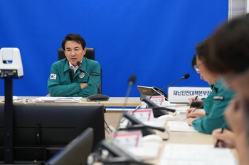 김진태 