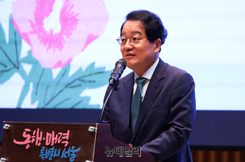 [포토] 격려사하는 남성욱 서울장학재단 이사장 