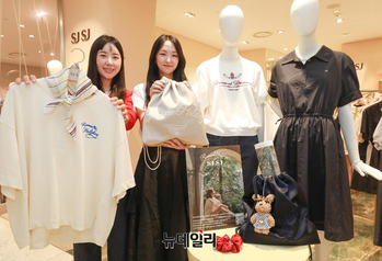 [포토] 한섬 "올 여름 바캉스엔 'SJSJ' 스타일링 어떠세요"