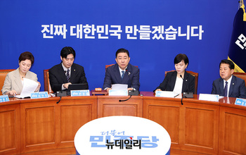 [포토] 모두발언하는 김병기 민주당 원내대표 