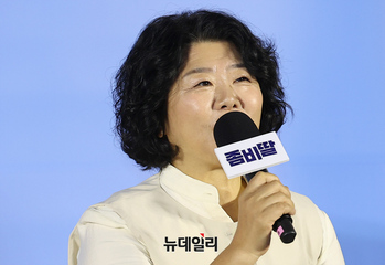 [포토] 좀비딸 이정은, 흥부자 할머니 역
