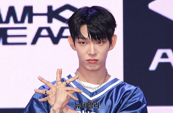 [영상] 아홉 스티븐 '카리스마 눈빛'