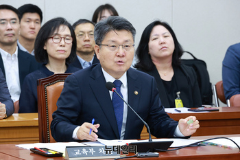 [포토] 국회 교육위 출석한 오석환 교육부 차관
