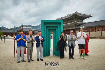 [포토] 경복궁을 보는 새로운 시각...'경복궁 생각' 전시 개최