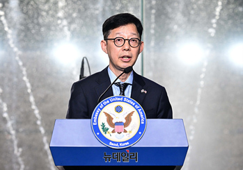 [포토] 축사하는 박윤주 외교부 차관