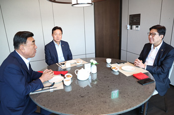 광역경제권 구체화 나선 부울경… 정부에 '실질적 분권' 촉구