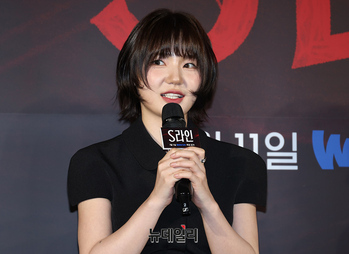 [영상] S라인 캐릭터 소개하는 이은샘
