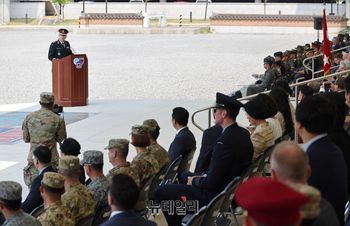 [포토] 유엔사 창립 75주년 기념행사, 환영사하는 '데릭 맥컬리' 부사령관