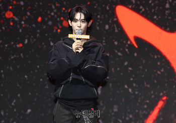 [포토] 인사말하는 나우즈 리더 현빈