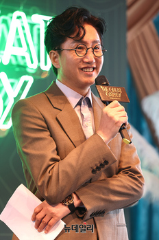 [포토] 뮤지컬 '위대한 개츠비' 서울 론칭 알리는 신춘수 프로듀서