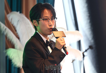 [포토] 뮤지컬 위대한개츠비 소개하는 재재