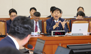 상법·노란봉투법·법인세 인상 '트라이앵글 스톰' … 좌파 정부면 어김없이 '기업 때리기'