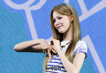 [영상] 이프아이 라희 '설레는 첫 쇼케이스'