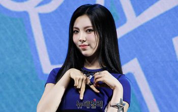 [영상] 이프아이 미유 '시그니처 포즈'