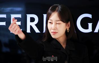 [영상] 서현진 '하트 저격'