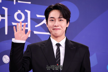 [영상] 강유석 '시상식 왔어요'