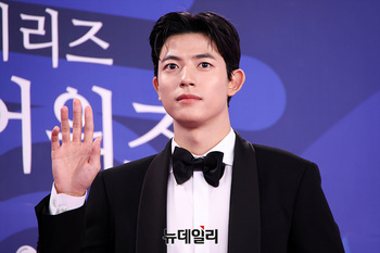 [영상] 로몬 '안녕하세요'